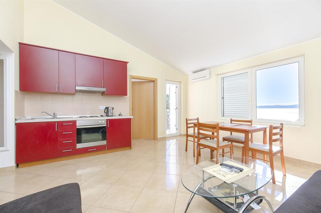 Apartments Seaview Tučepi Eksteriør bilde